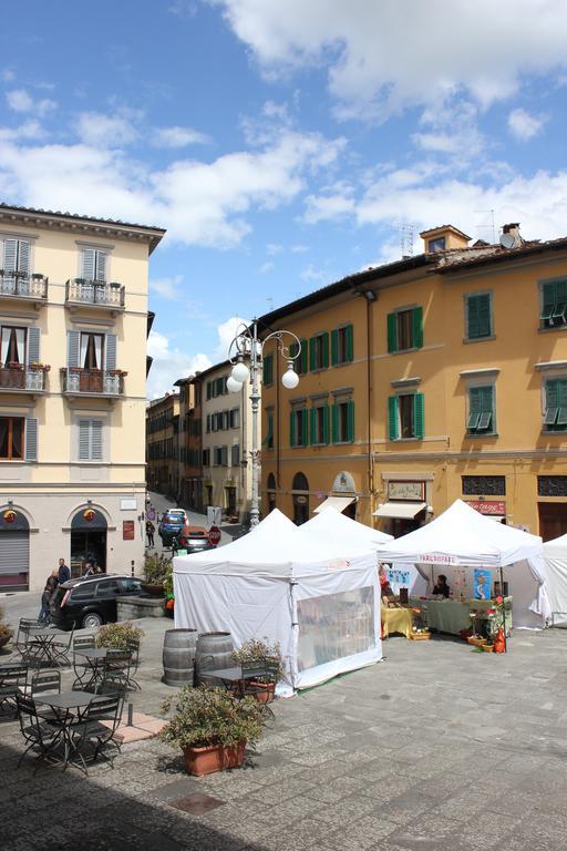 Il Piccolo Cavour Charming House B&B Arezzo Exterior photo