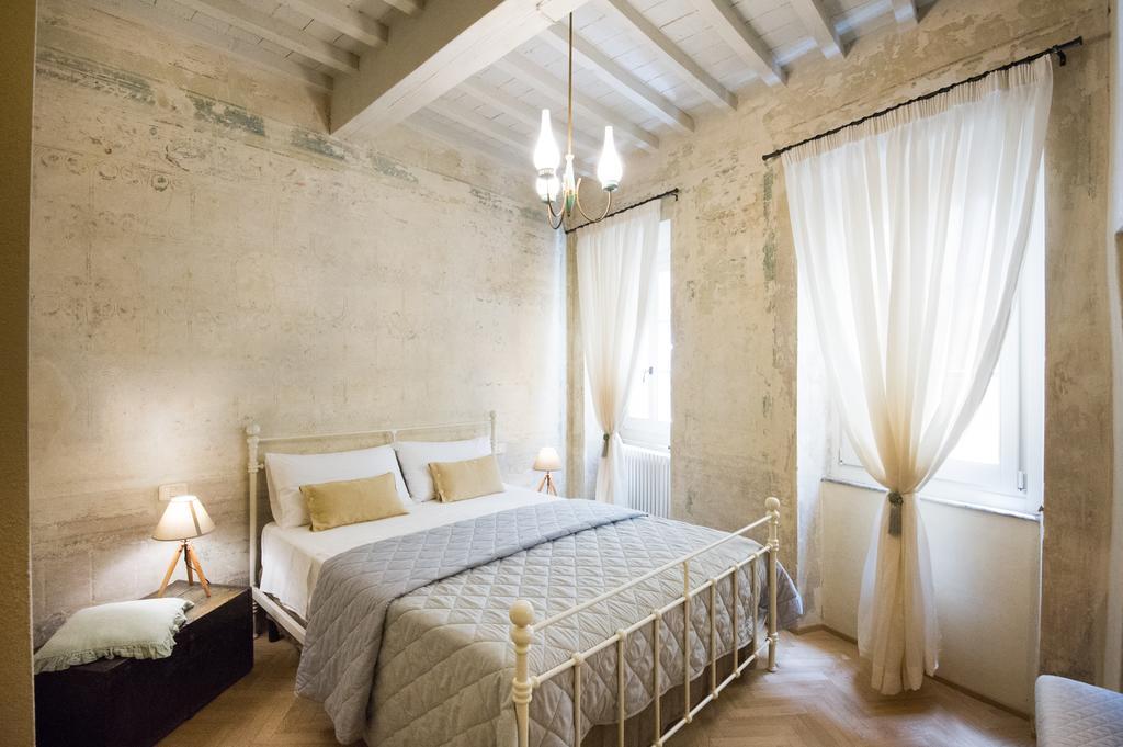 Il Piccolo Cavour Charming House B&B Arezzo Exterior photo
